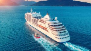 Why the CDC says everyone should avoid cruise ships right now