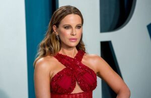 Kate Beckinsale Net Worth 2022 .